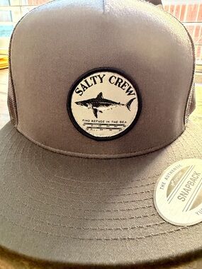 Salty Crew Gray Shark Patch Trucker Snapback Hat New